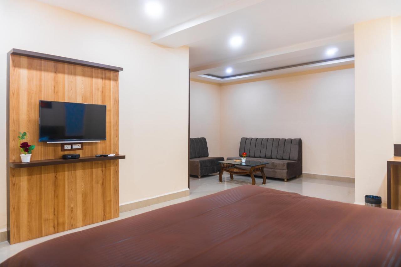Geet Kavya Inn Bhopal Exterior photo