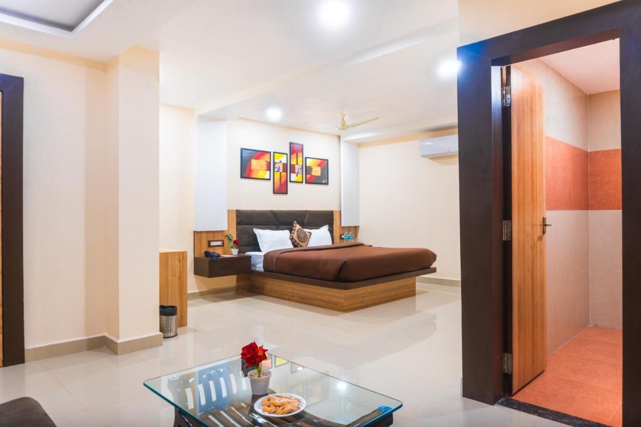 Geet Kavya Inn Bhopal Exterior photo